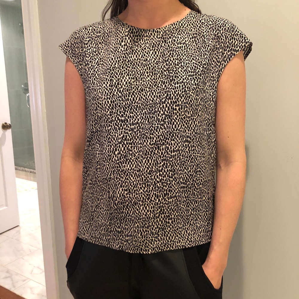 Theory silk crop sleeve top